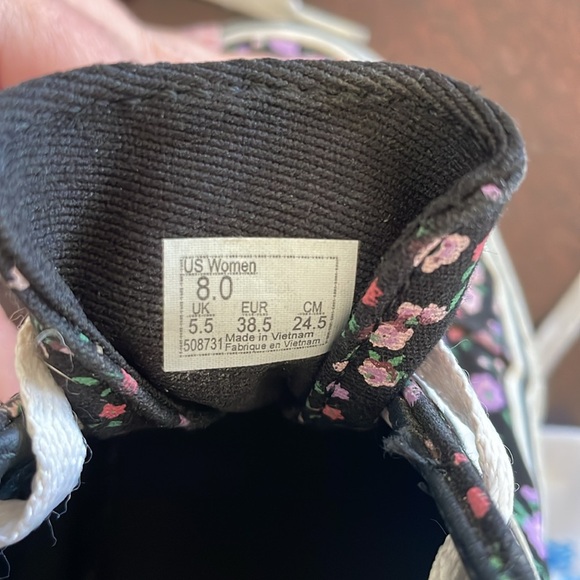 Floral Vans - Picture 3 of 4